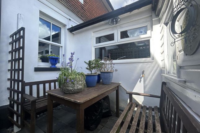 Terraced house for sale in London Road, Dunton Green, Sevenoaks