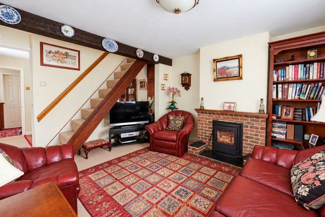 61 Hammerwood Road, East Grinstead photo 3