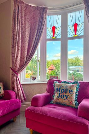 5, Bryndulais Avenue, Llanelli photo 4