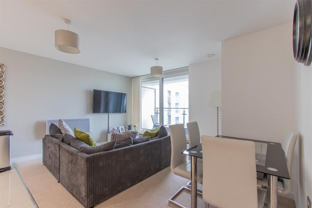 Thumbnail Flat for sale in Douglas House, Prospect Place, Cardiff Bay
