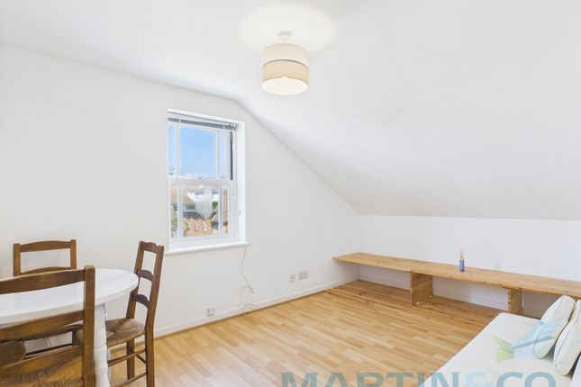 72c, High Street, Brighton photo 2