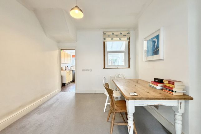 12, Woodah Road, Exeter photo 5