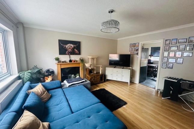 1, GRINDLE CLOSE, THATCHAM photo 2