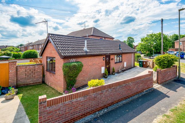 Thumbnail Bungalow to rent in Bernwood Road, Bicester