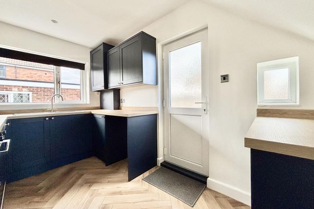 22, Goosefield Rise, Leeds photo 3