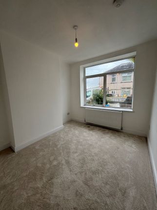 29, Danygraig Road, Neath photo 5