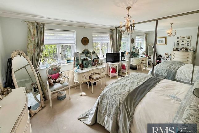 2, Manor Avenue, Newcastle Upon Tyne photo 5