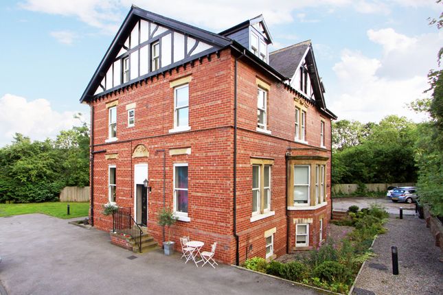 Thumbnail Maisonette for sale in Leeds Road, Pannal