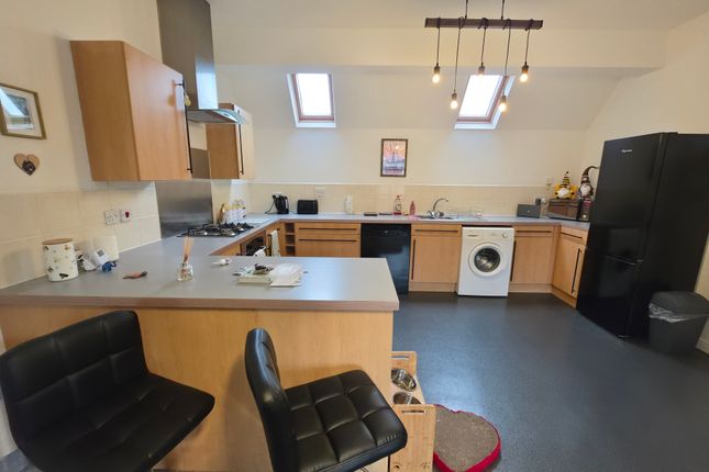 Redrock Crescent, Stoke-on-Trent photo 4