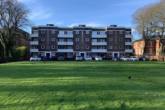 44, Cumberland Court, Leeds photo 5