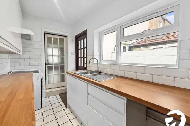 2, Wellington Road, Kent photo 3