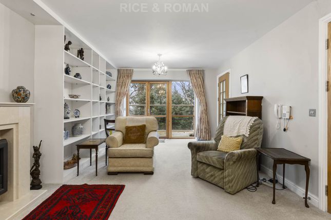 42 Austin Place, Oatlands Drive, Weybridge photo 2