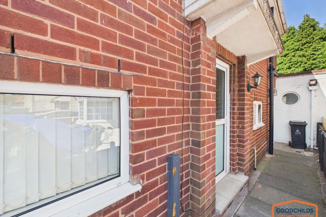 18 Albion Road, Walsall photo 2