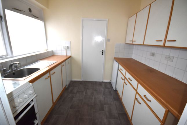 24, Welbeck Road, London photo 3