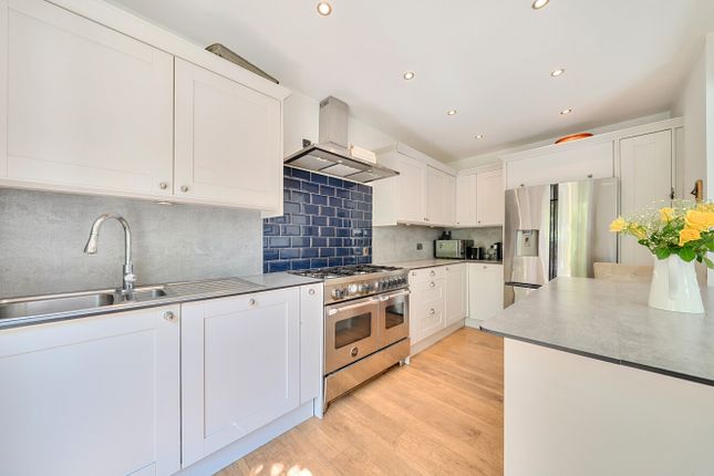 7, Roberts Road, Winchester photo 3