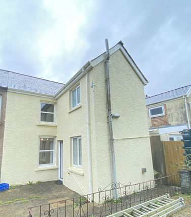 Terraced house for sale in 2 Ar Y Bryn, Llandissilio, Clynderwen, Pembrokeshire