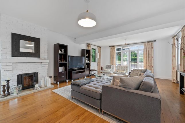 Detached house to rent in Charters Road, Sunningdale, Ascot