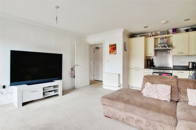 Flat 17, 35, St. Mildreds Road, Kent photo 4