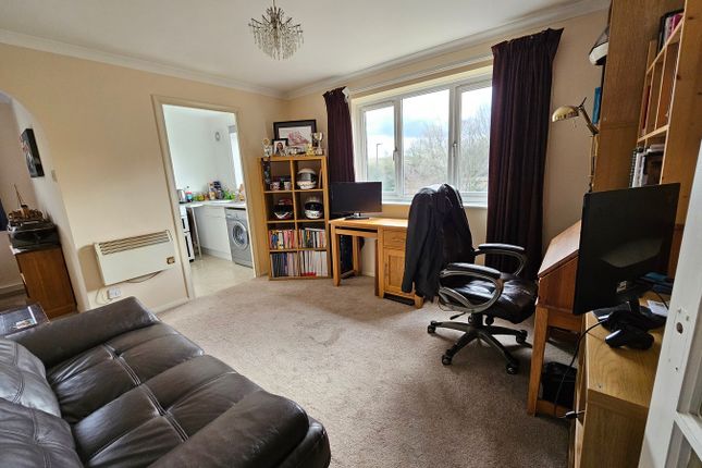 45, Jack Clow Road, London photo 5