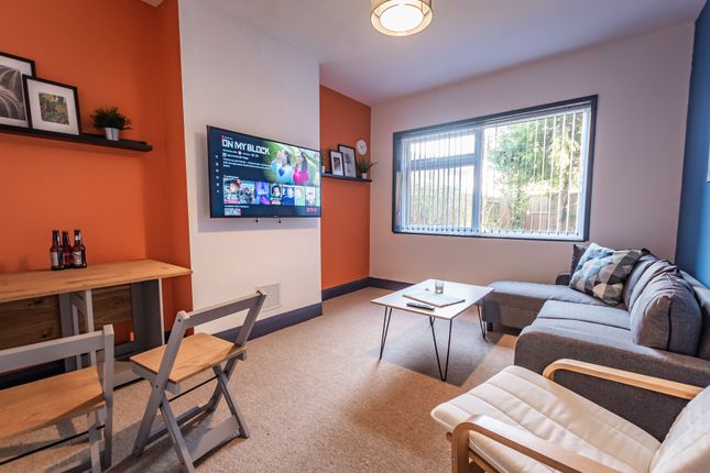 Shared accommodation to rent in Burgess Road, Southampton