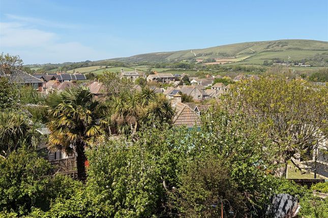 32, Priests Road, Swanage photo 3
