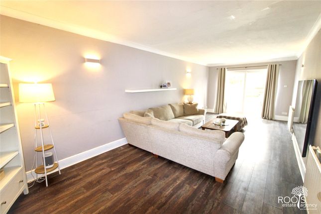 152, Bath Road, Berkshire photo 4