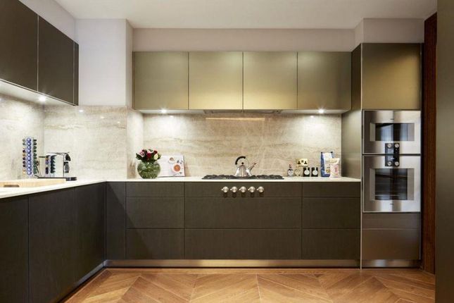Apartment 2, 28, Brook Street, London photo 4