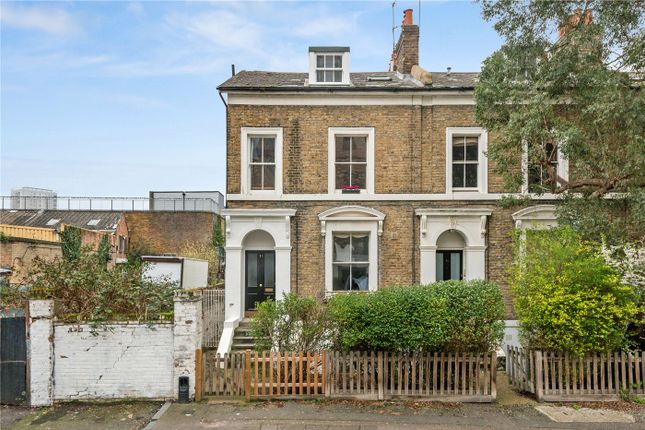 3-bed flat on 11C,, Rumsey Road, London, £525,000
