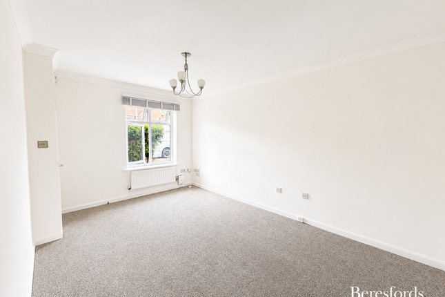 67, Twelve Acres, Braintree photo 4