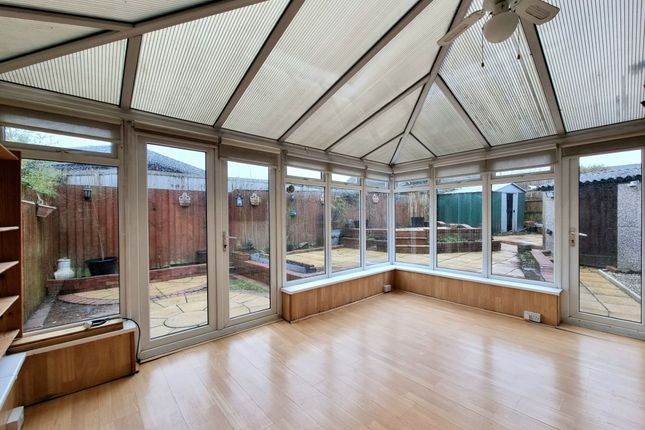 23 Ashbrook, Bridgend photo 3
