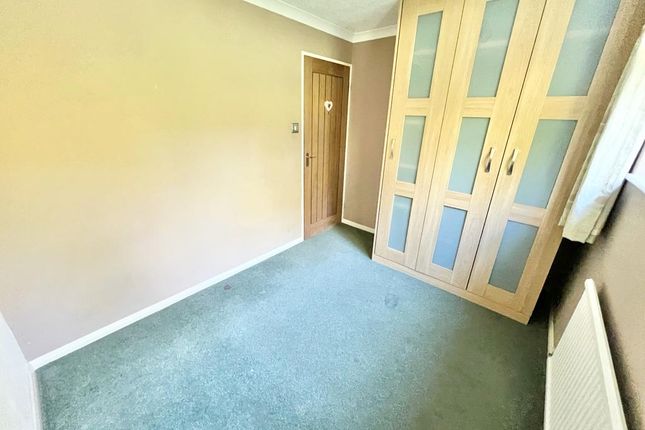 84, Henley Drive, Camberley photo 2