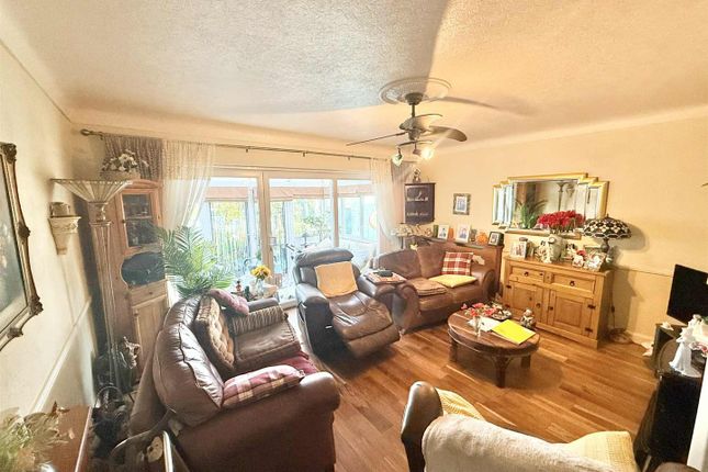 24, Mor Awel, Abergele photo 4