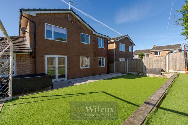 2 Alford Close, Bolton photo 4