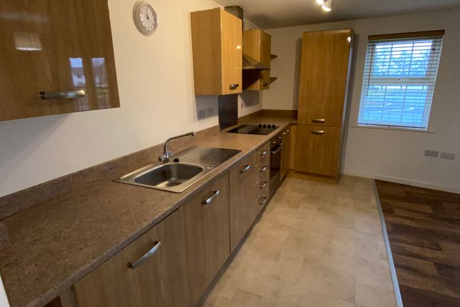 34, Doncaster photo 2