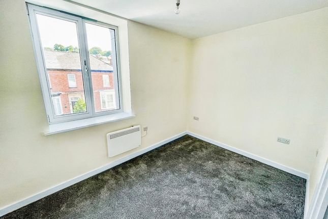 Flat to rent in Carruthers Court, Rudgard Lane, Lincoln