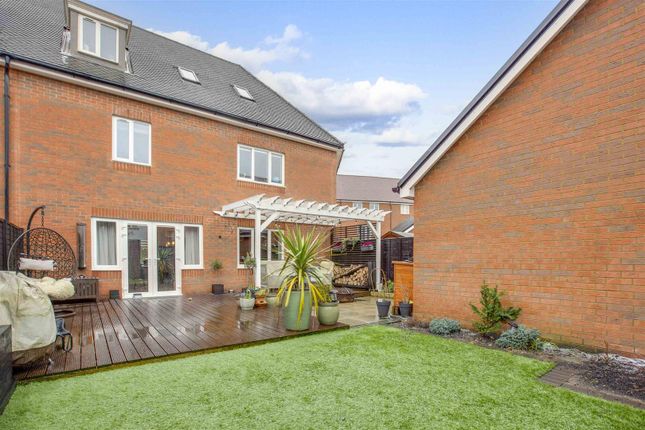 Town house for sale in Colney Road, Berryfields, Aylesbury