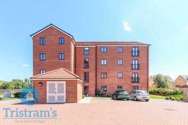 Thumbnail Flat for sale in Weightman Avenue, Gedling, Nottingham