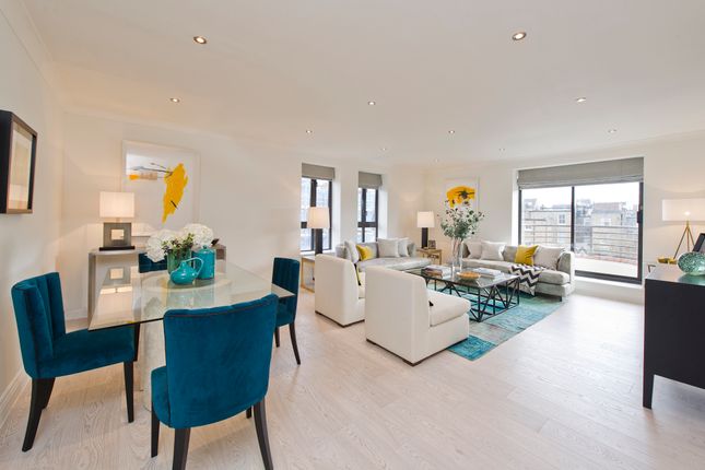 2-bed flat on Pembroke Road, Kensington, London, £1,395,000