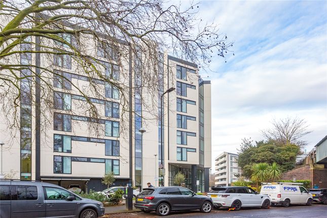 Thumbnail Flat to rent in Edmunds House, Colonial Drive, London