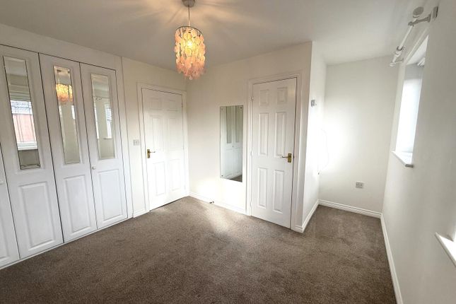 Portreath Drive, Nuneaton photo 4