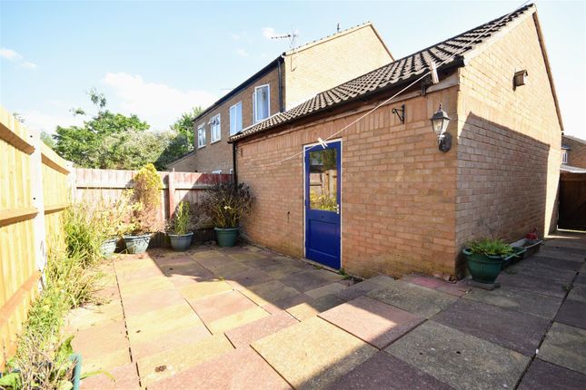 End terrace house for sale in Greenlands, Leighton Buzzard