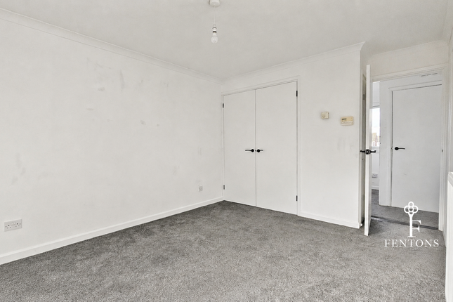 15, Hadleigh Road, Clacton-On-Sea photo 4