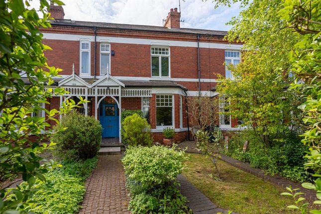 Thumbnail Town house for sale in East Parade, York