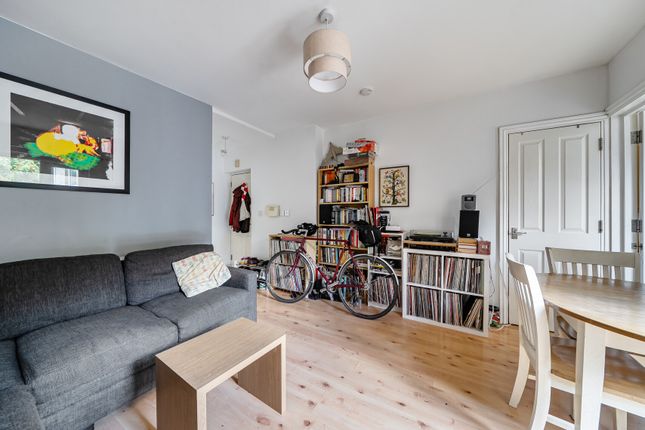 42B, Ashton Gate Road, Somerset photo 2