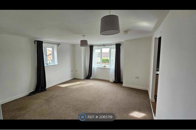 Thumbnail Flat to rent in Somerton Court, West Midlands