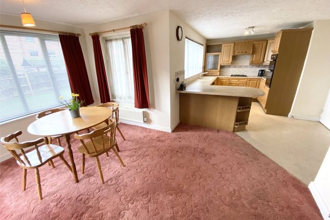1, Westcroft Walk, Telford photo 2