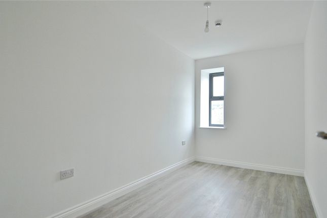 Flat 14, Clarendon Court,, London Road, Gloucestershire photo 5