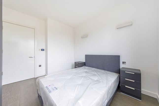Flat to rent in Abbott House, Everard Close, St.Albans
