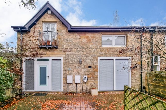 Thumbnail Cottage for sale in York Place, Harrogate