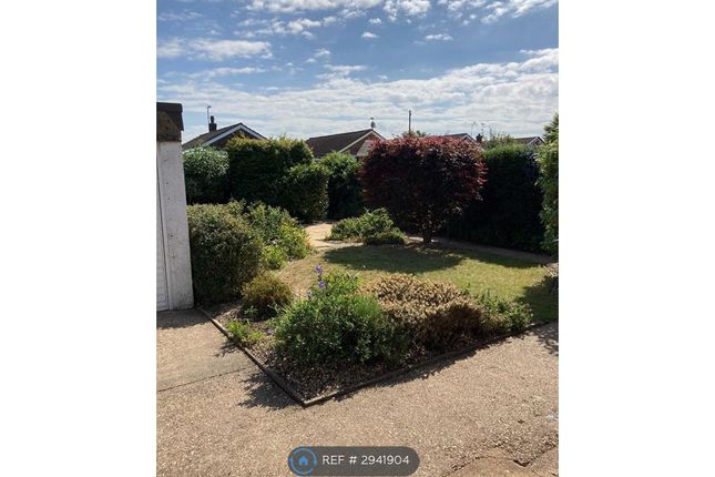 St Clements Road, North Hykeham, Lincoln photo 5
